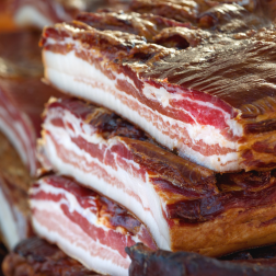 Lard fumé au sel sec façon paysan
