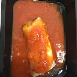 Dos de cabillaud cuisiné à la tomate